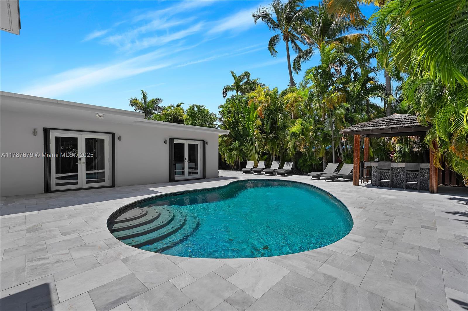 HIBISCUS ISLAND - Residential Lease