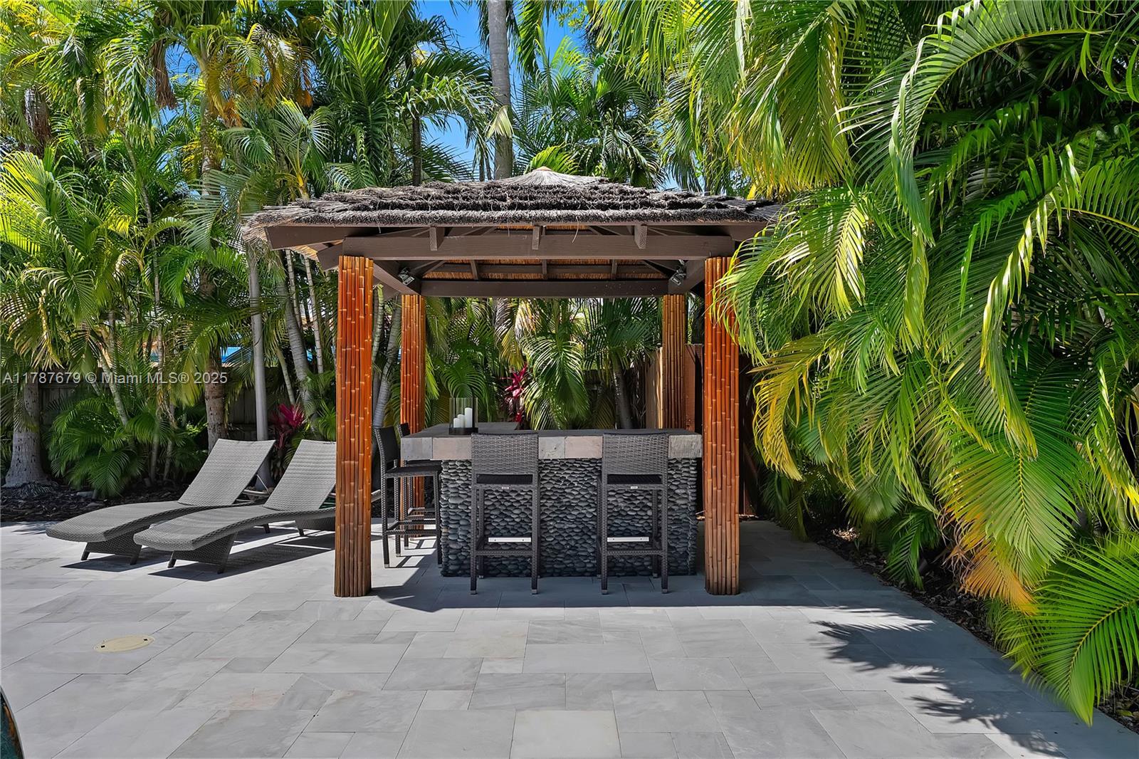 HIBISCUS ISLAND - Residential Lease