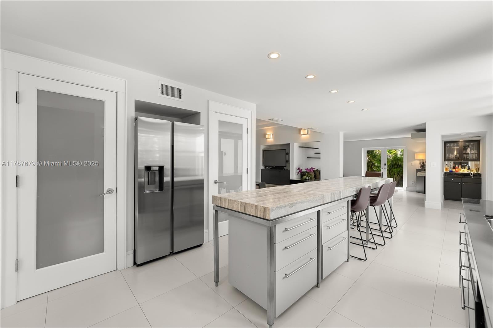 HIBISCUS ISLAND - Residential Lease