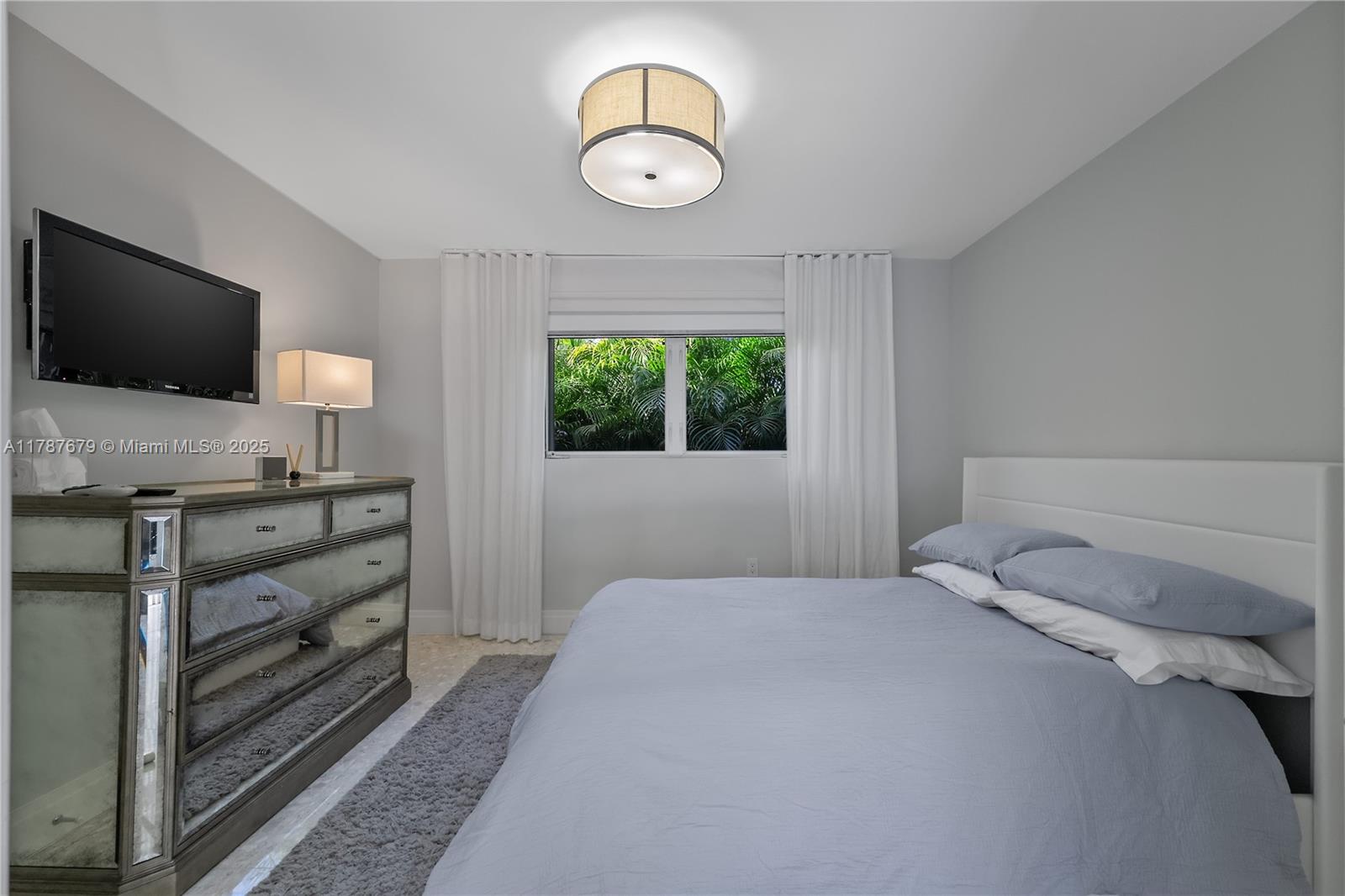 HIBISCUS ISLAND - Residential Lease