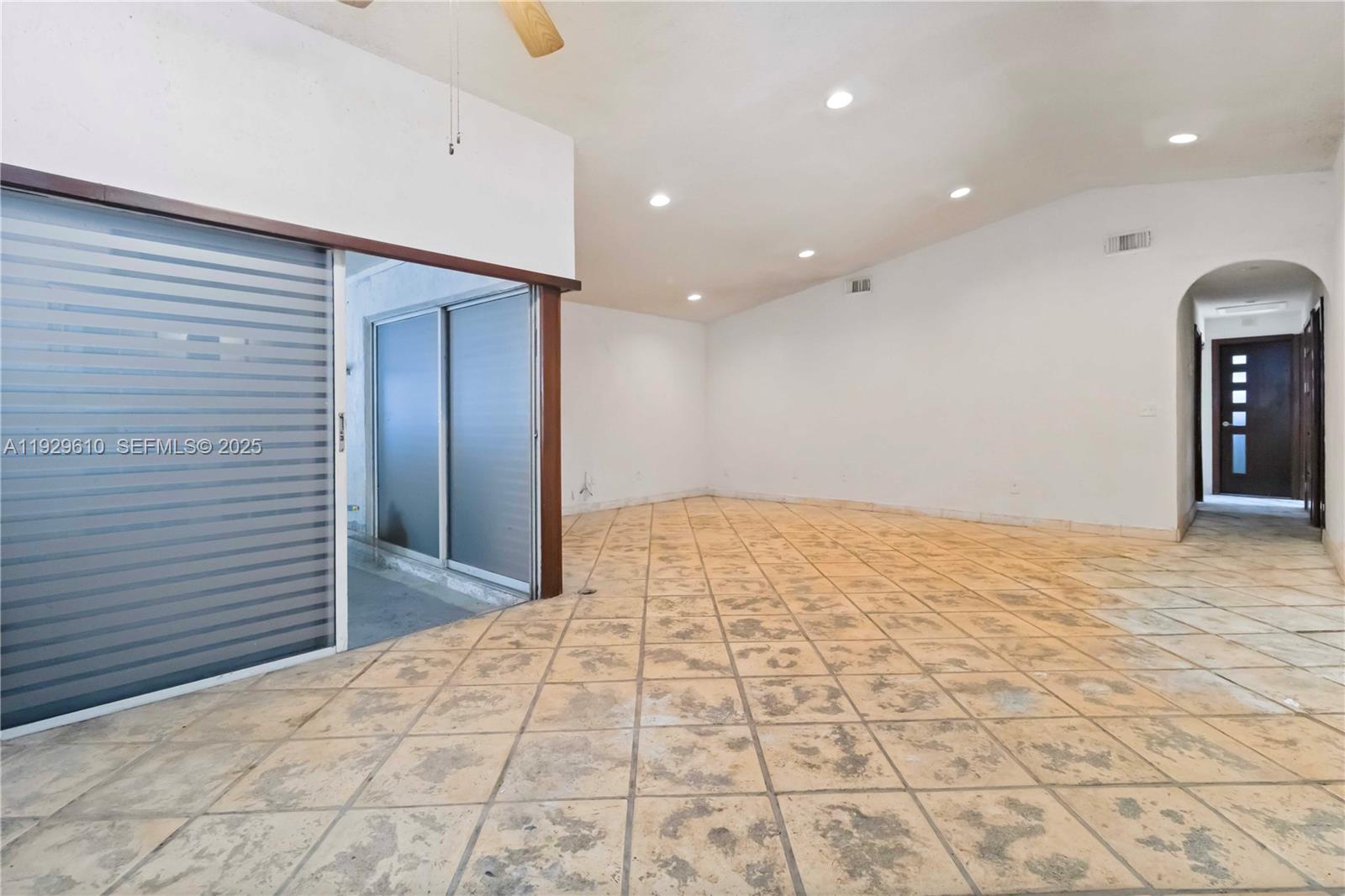 HARTFORD PLACE - Residential