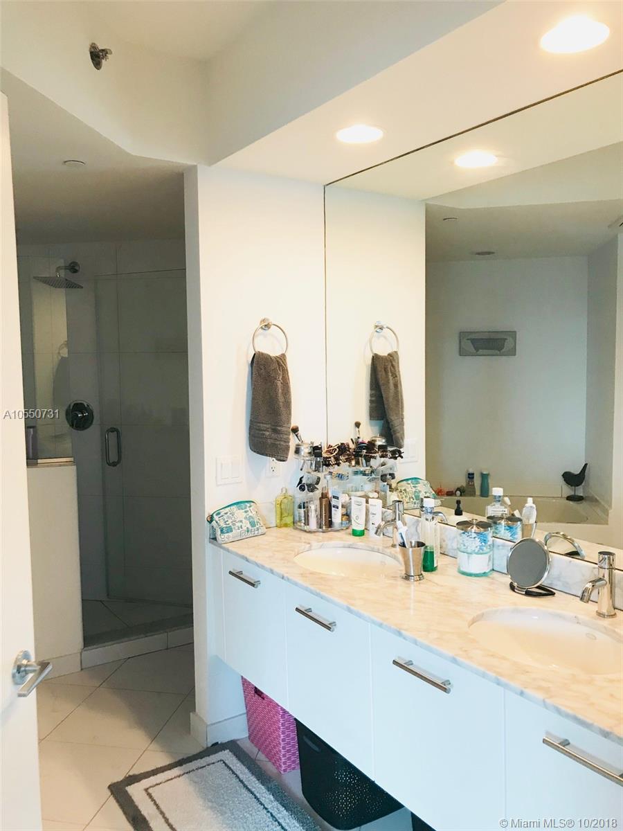 500 BRICKELL WEST CONDO - Residential Lease