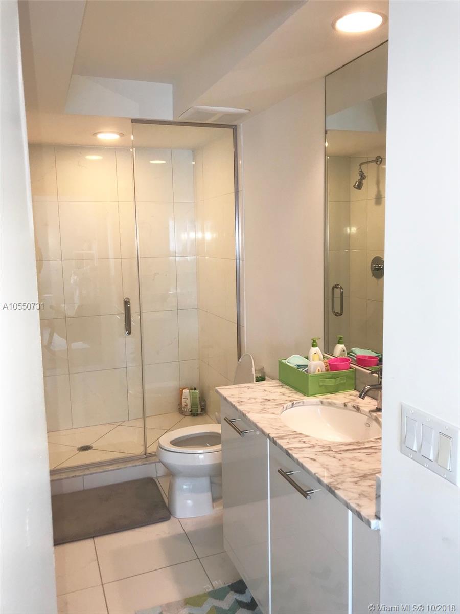 500 BRICKELL WEST CONDO - Residential Lease