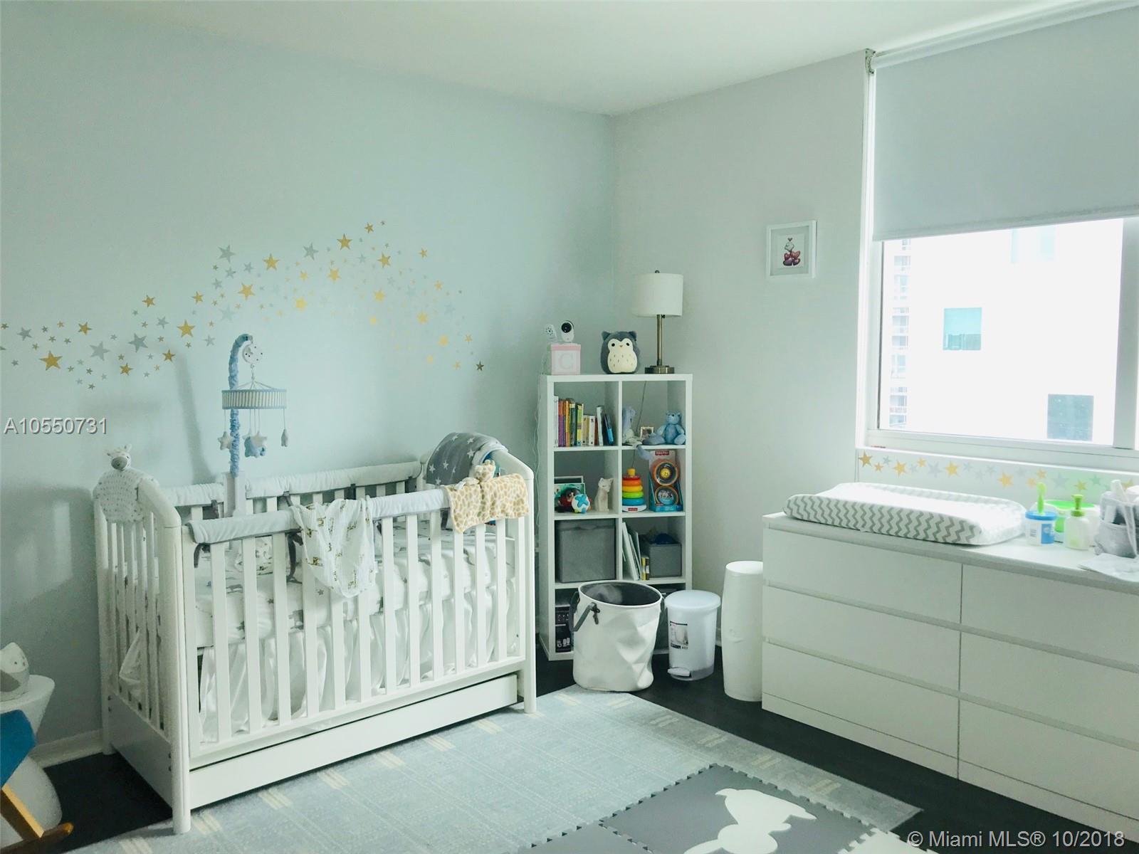 500 BRICKELL WEST CONDO - Residential Lease