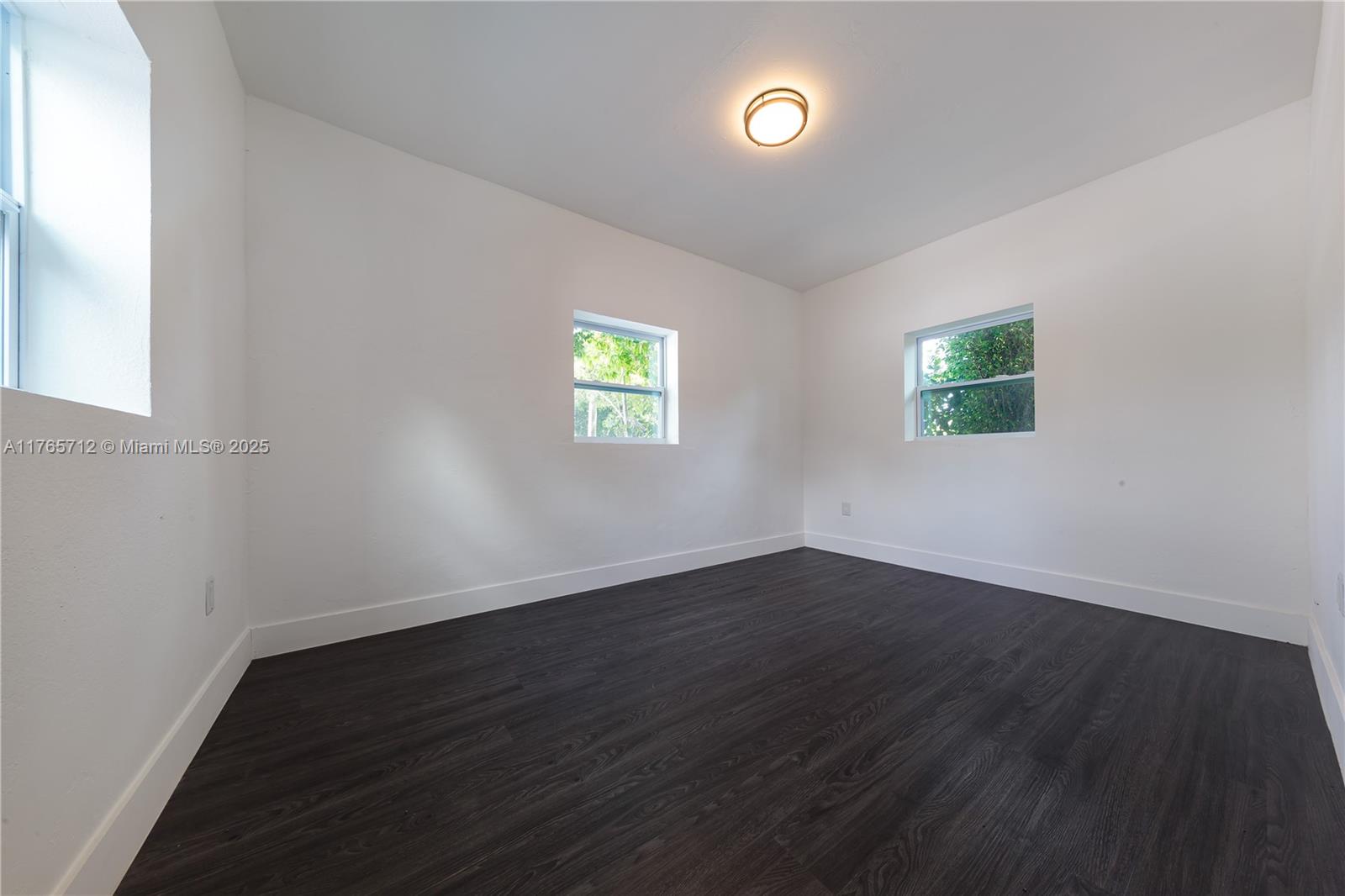 WEST MIAMI SHORES SEC D - Residential