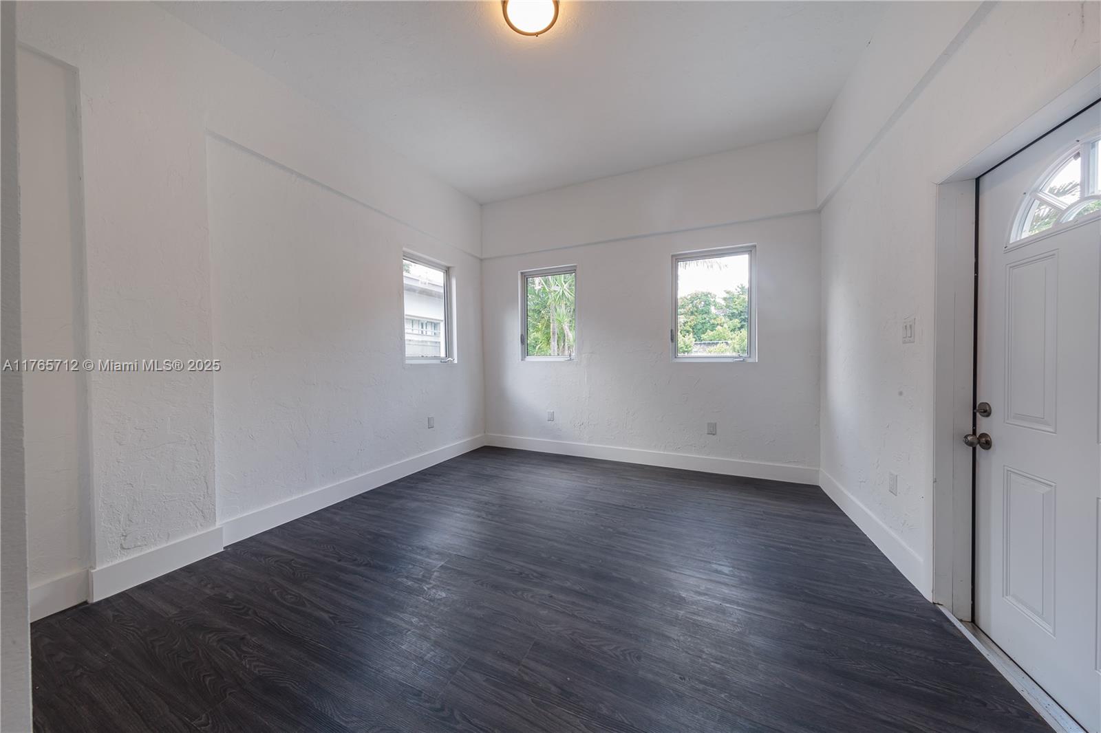 WEST MIAMI SHORES SEC D - Residential