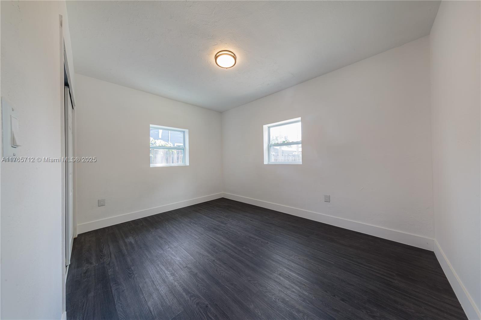 WEST MIAMI SHORES SEC D - Residential