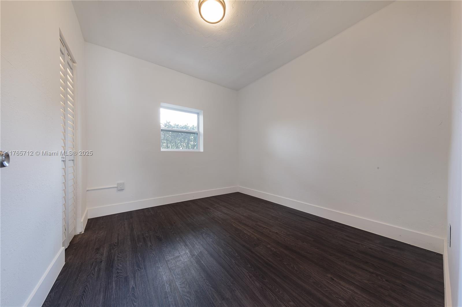 WEST MIAMI SHORES SEC D - Residential