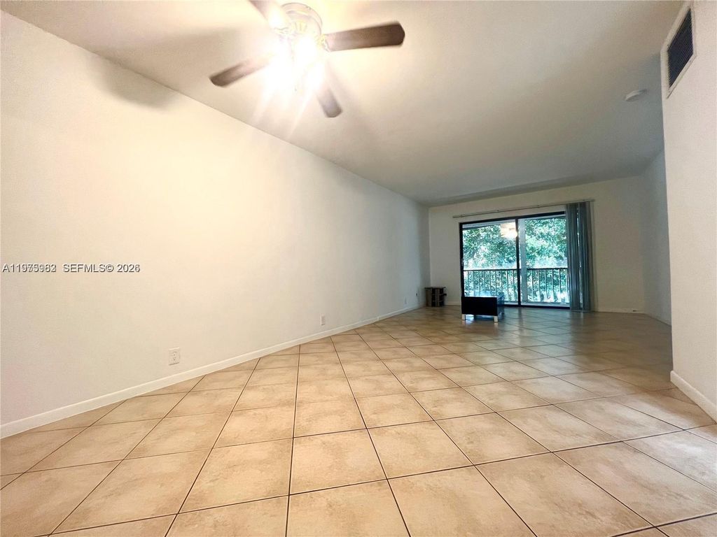 Photo of 3115 Oakland Shores Dr #E208, Oakland Park, FL 33309 (MLS # A11975983)