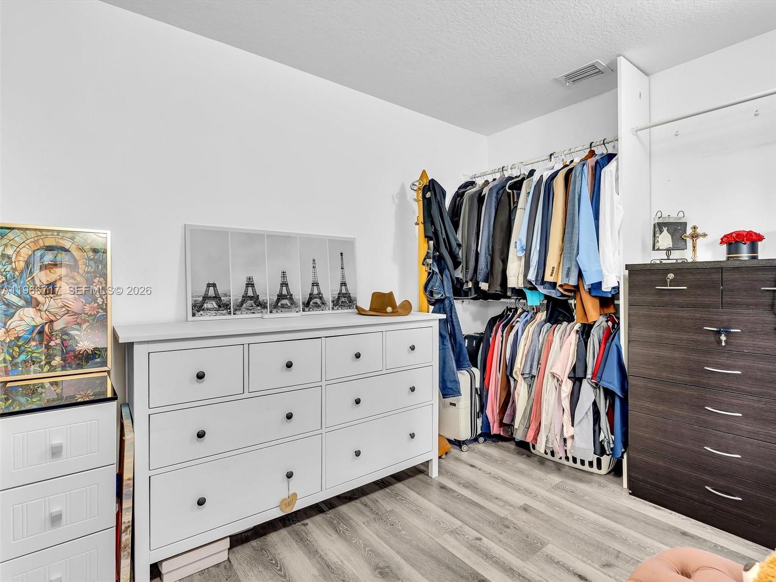 SECTOR 2-PARCELS 1 2 3 4 - Residential