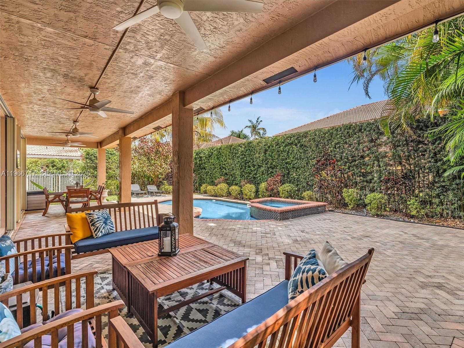 SECTOR 2-PARCELS 1 2 3 4 - Residential