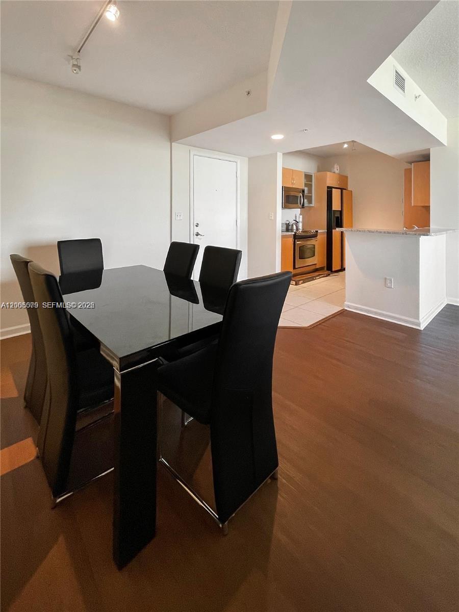 18800 NE 29th Ave 502