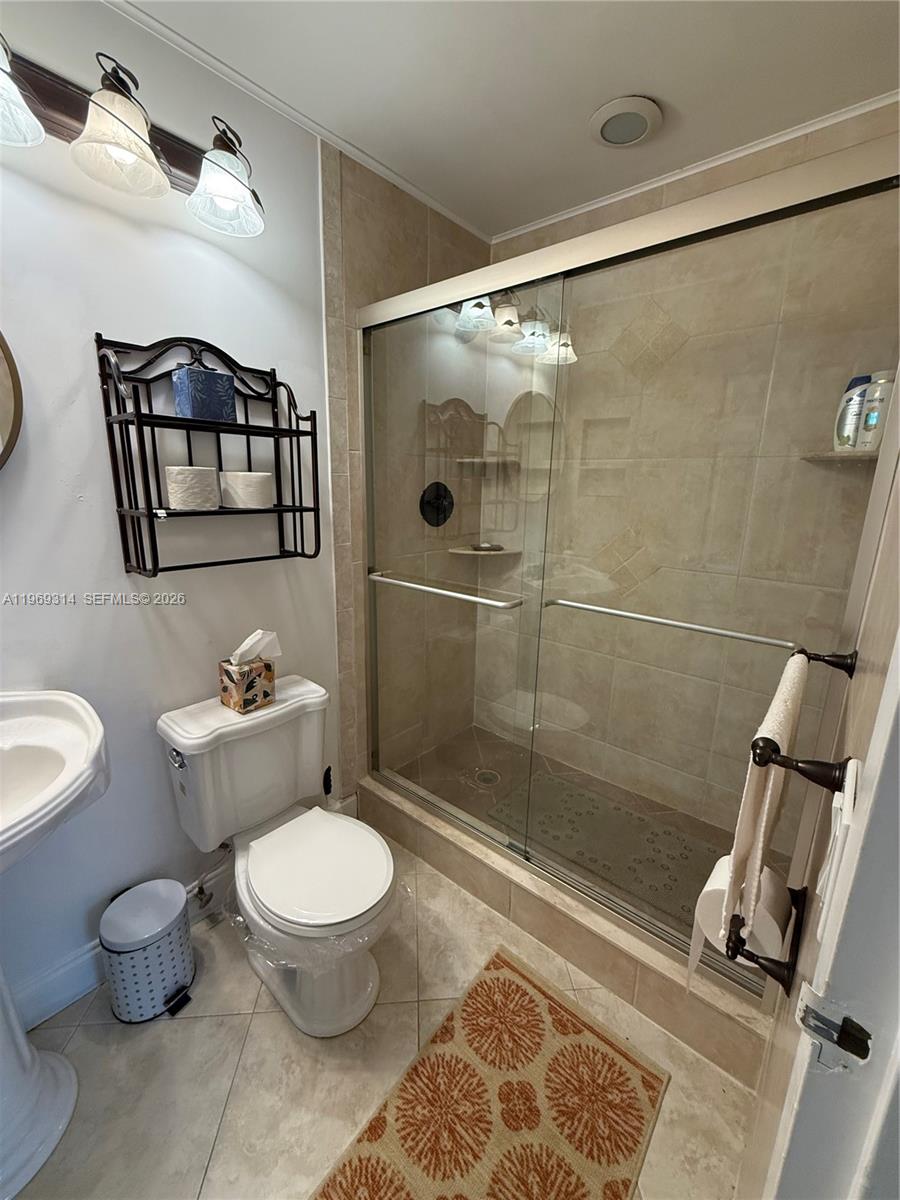 KINGS POINT TUSCANY CONDO - Residential