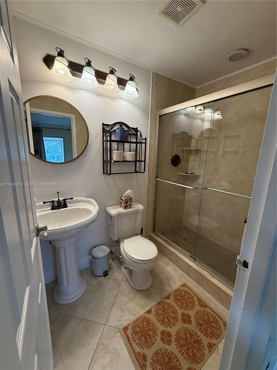 KINGS POINT TUSCANY CONDO - Residential