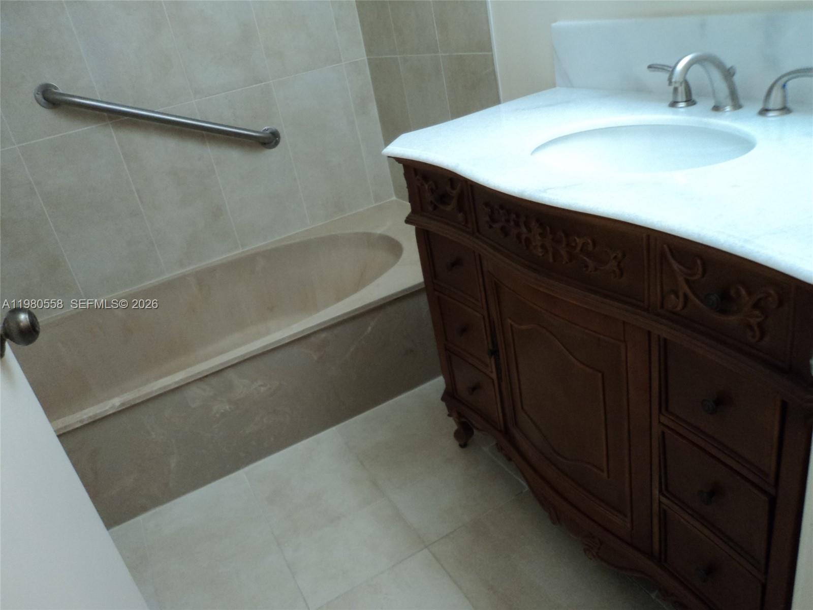 HALLANDALE GARDENS CONDO - Residential