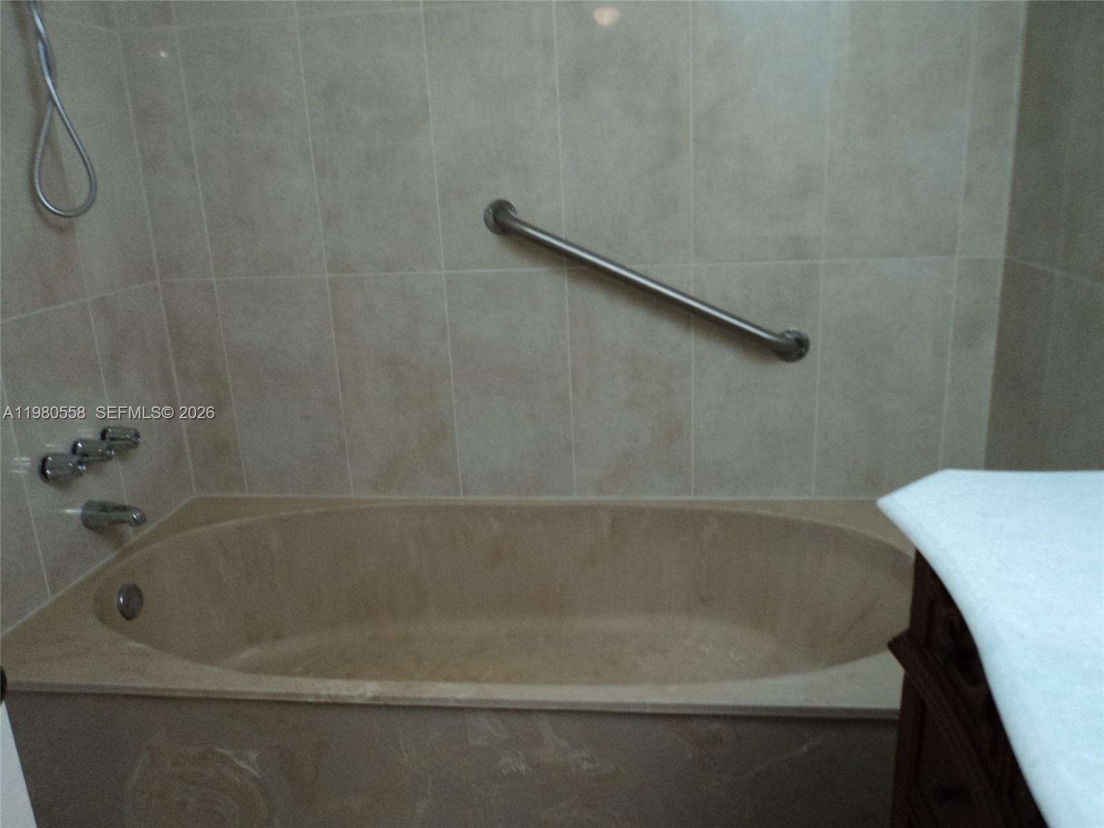 HALLANDALE GARDENS CONDO - Residential