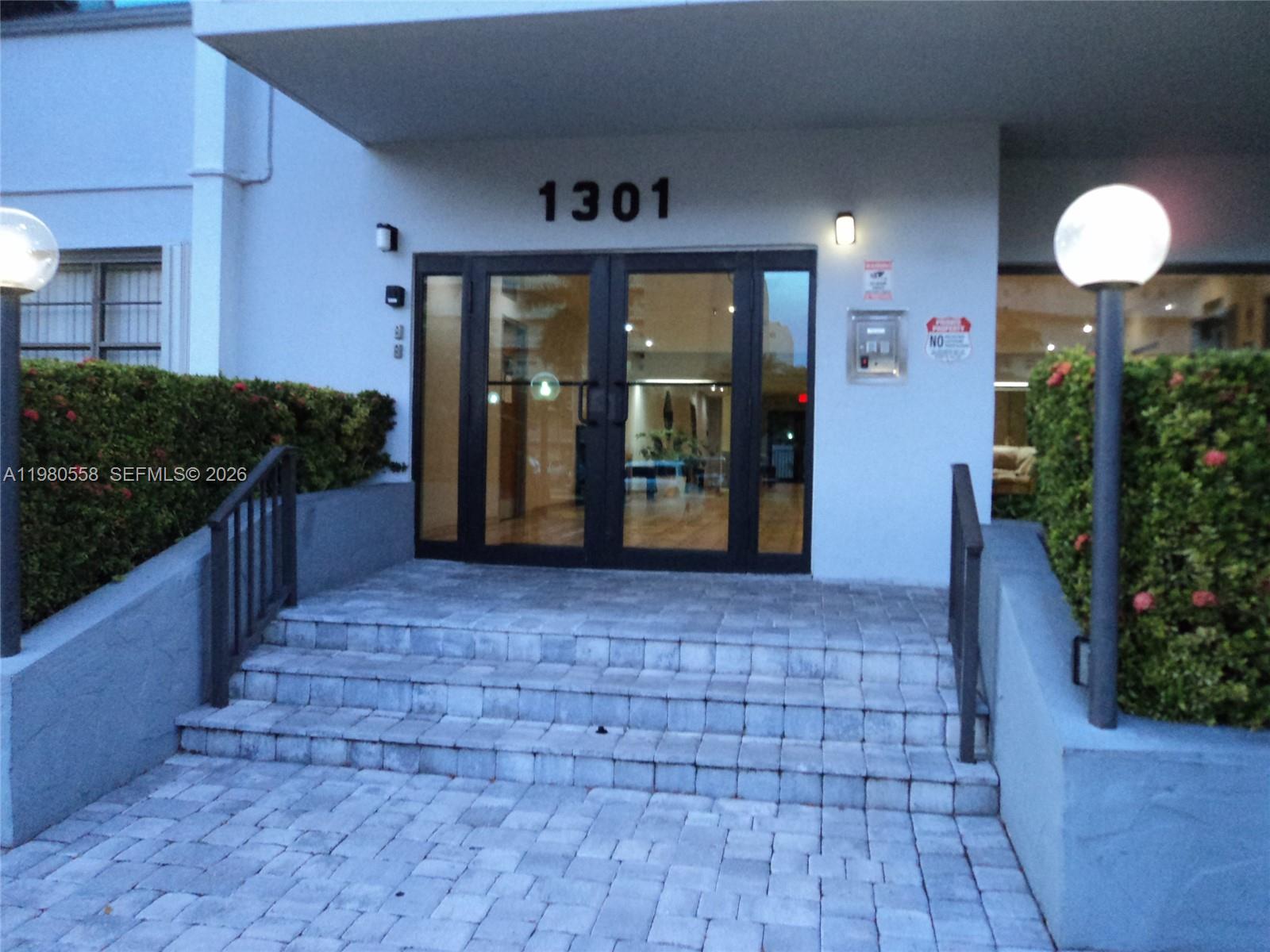 HALLANDALE GARDENS CONDO - Residential