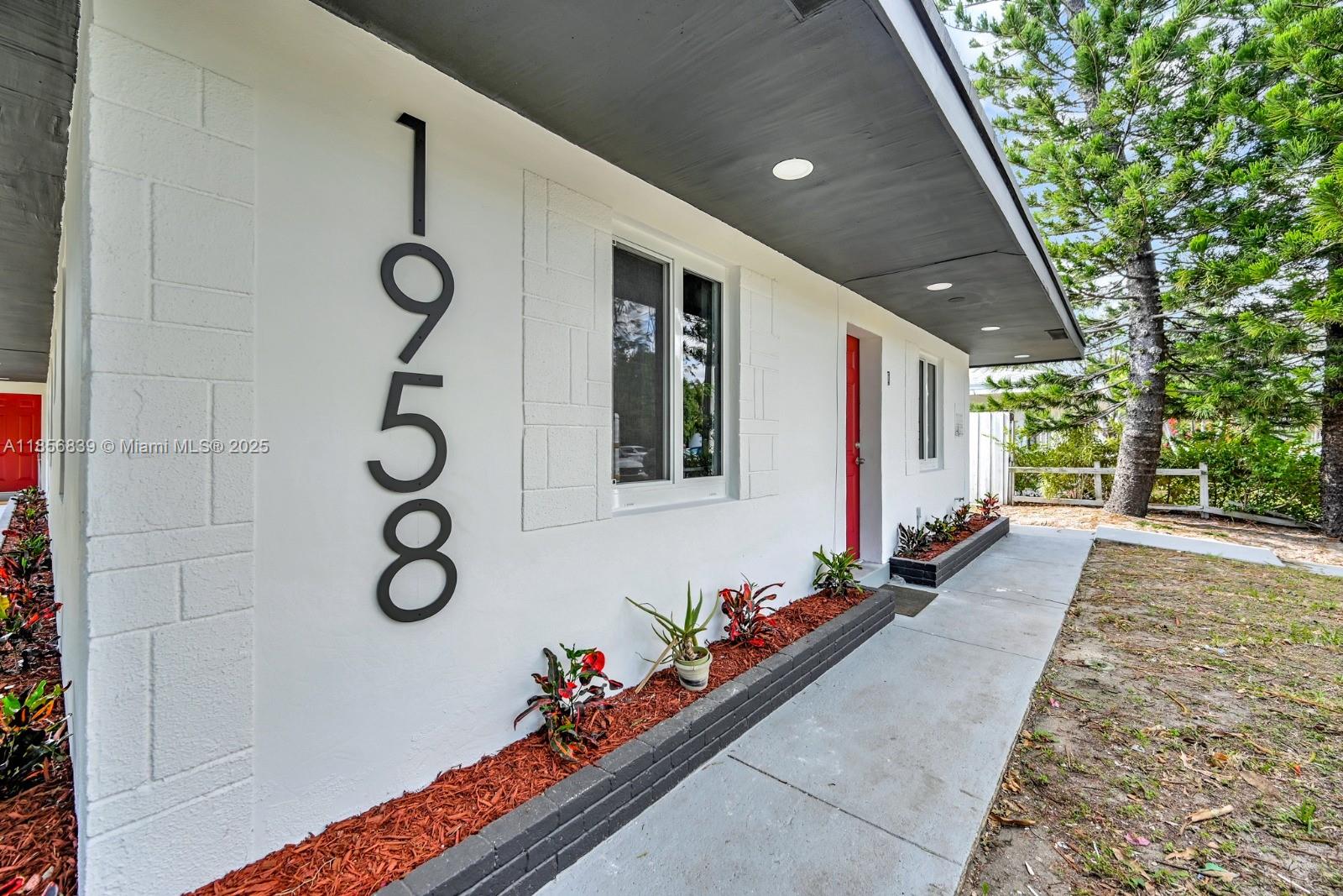 1958 NE 172nd St