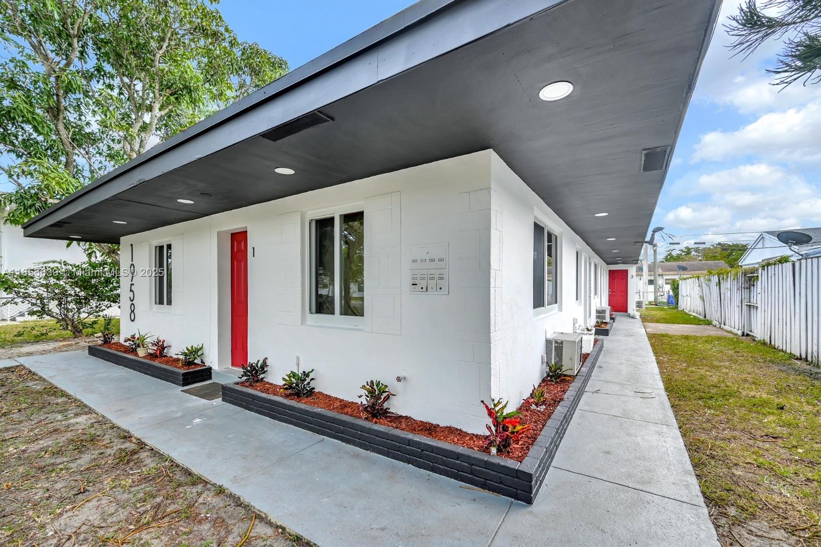 1958 NE 172nd St