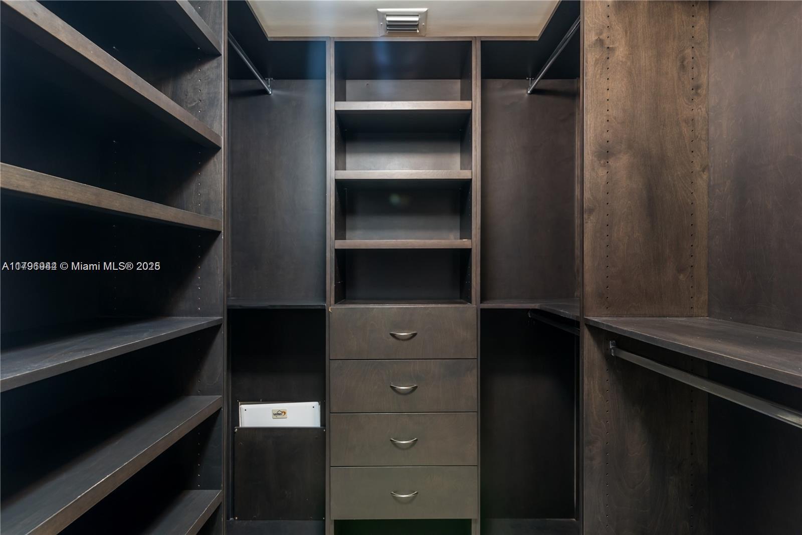 MARINABLUE CONDO - Residential