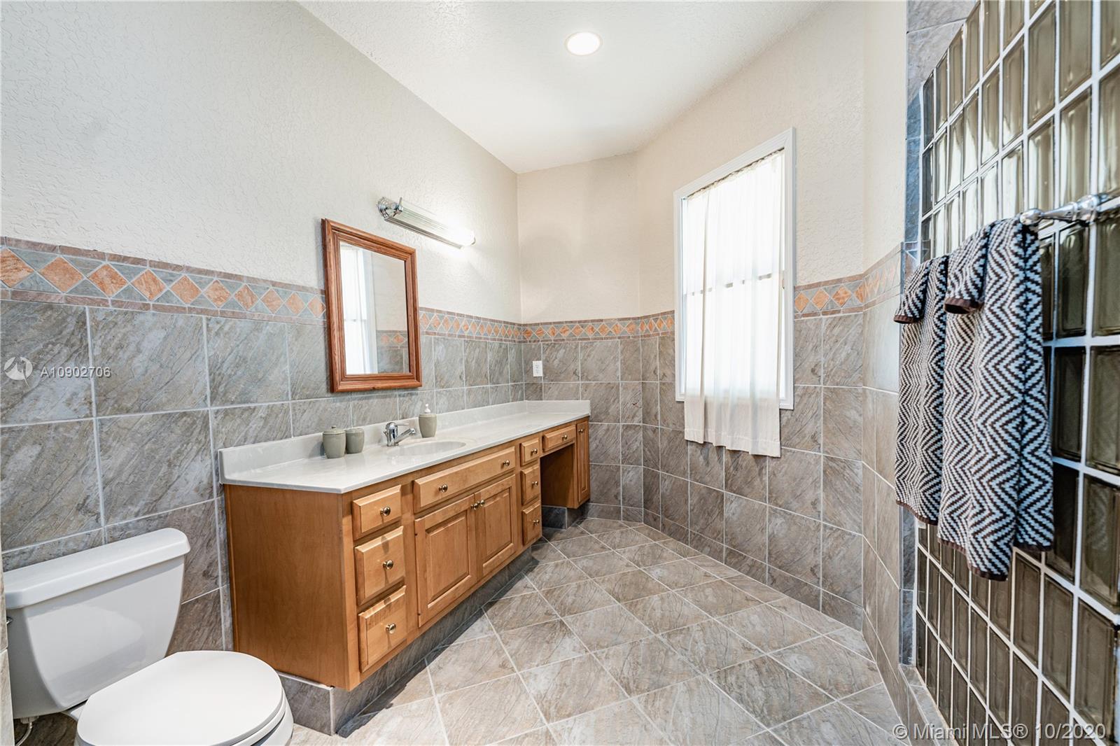 BOGGS COUNTRY ACRES - Residential