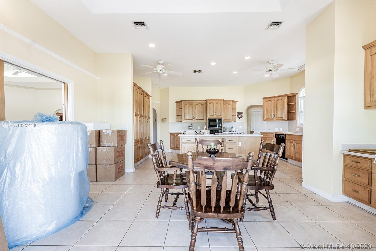 BOGGS COUNTRY ACRES - Residential