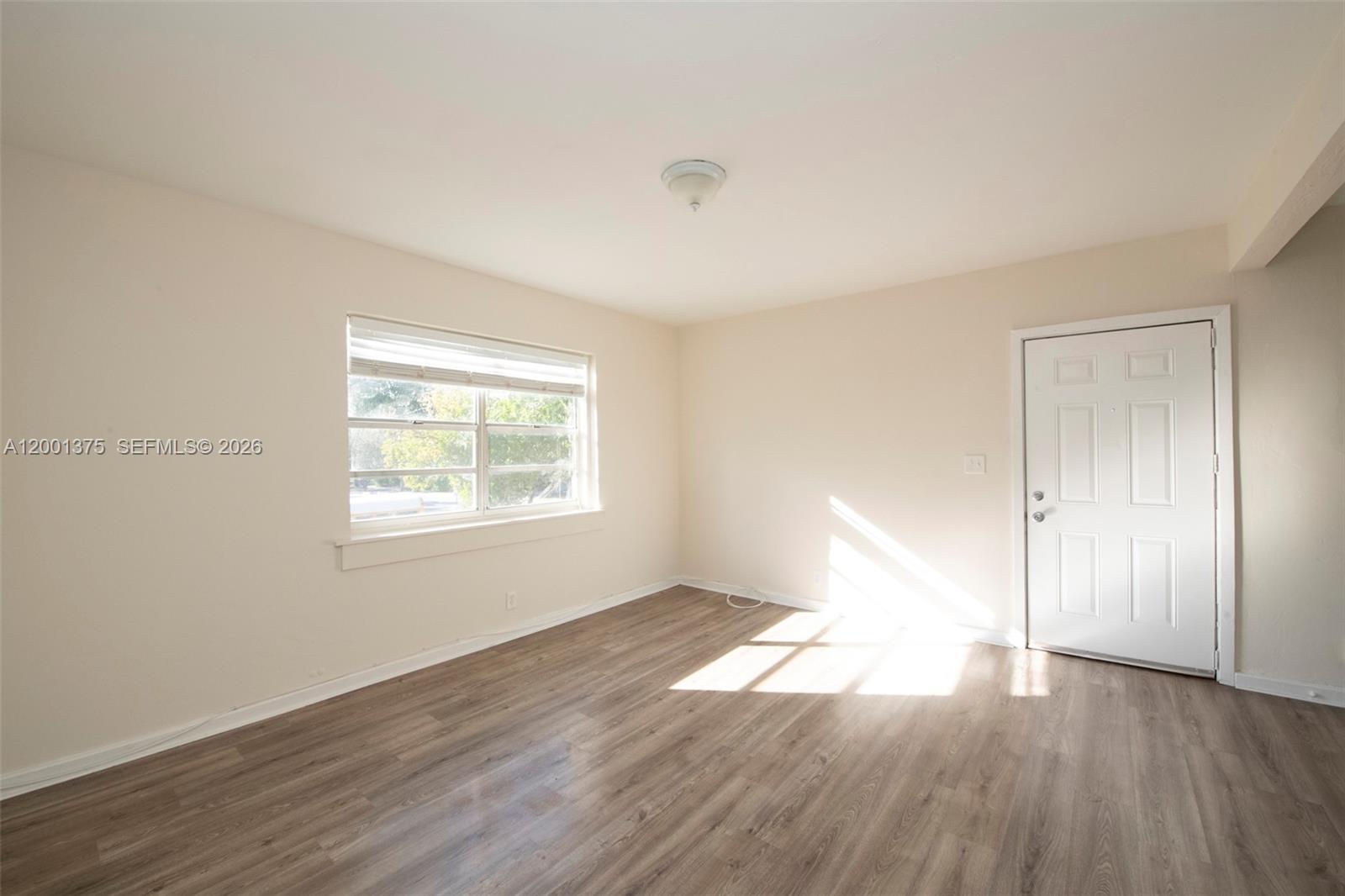 EIGHT AVE MANORS PLAT - Residential Lease