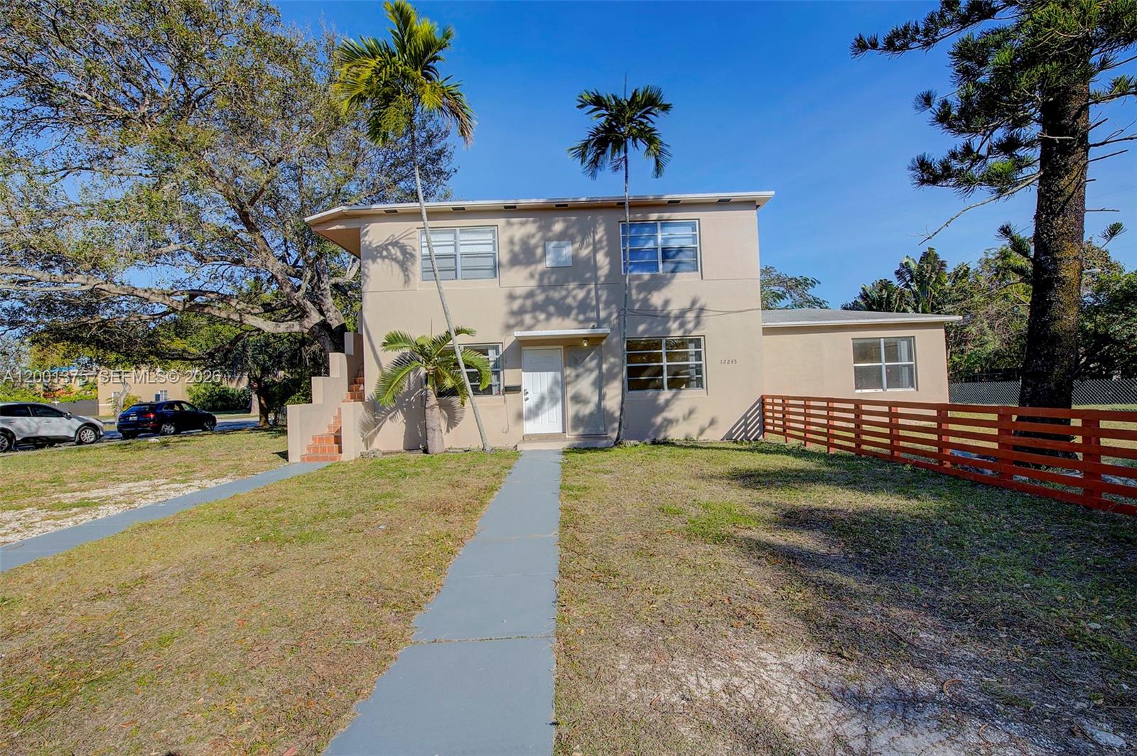 EIGHT AVE MANORS PLAT - Residential Lease