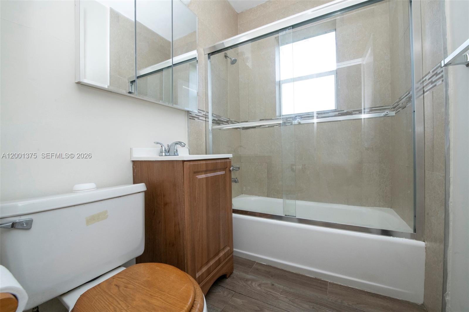 EIGHT AVE MANORS PLAT - Residential Lease