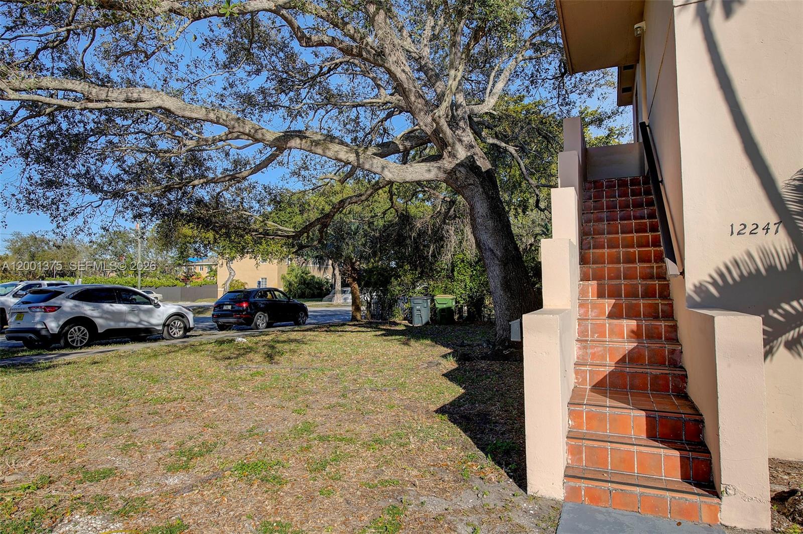 EIGHT AVE MANORS PLAT - Residential Lease