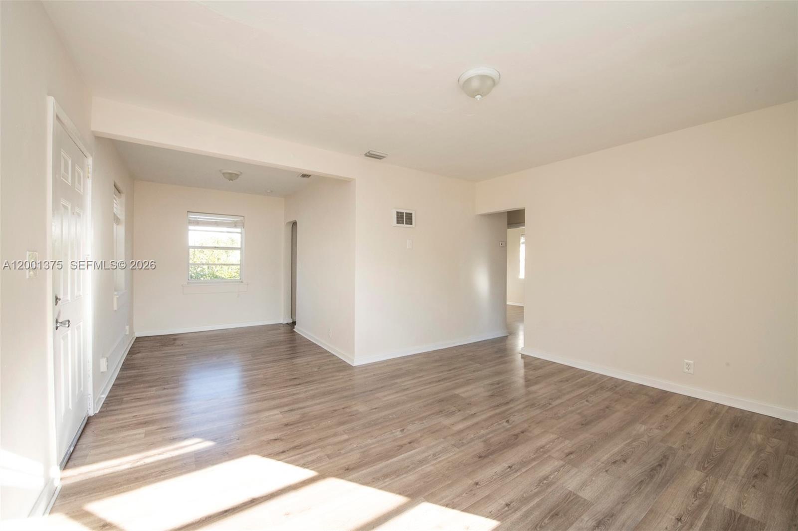 EIGHT AVE MANORS PLAT - Residential Lease