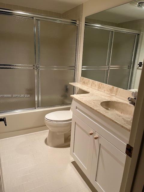 SHORES AT WELLINGTON COND - Residential