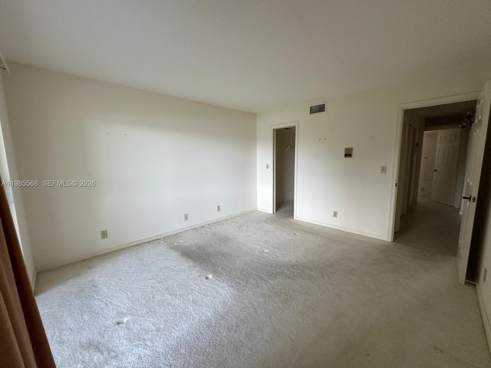 SHORES AT WELLINGTON COND - Residential