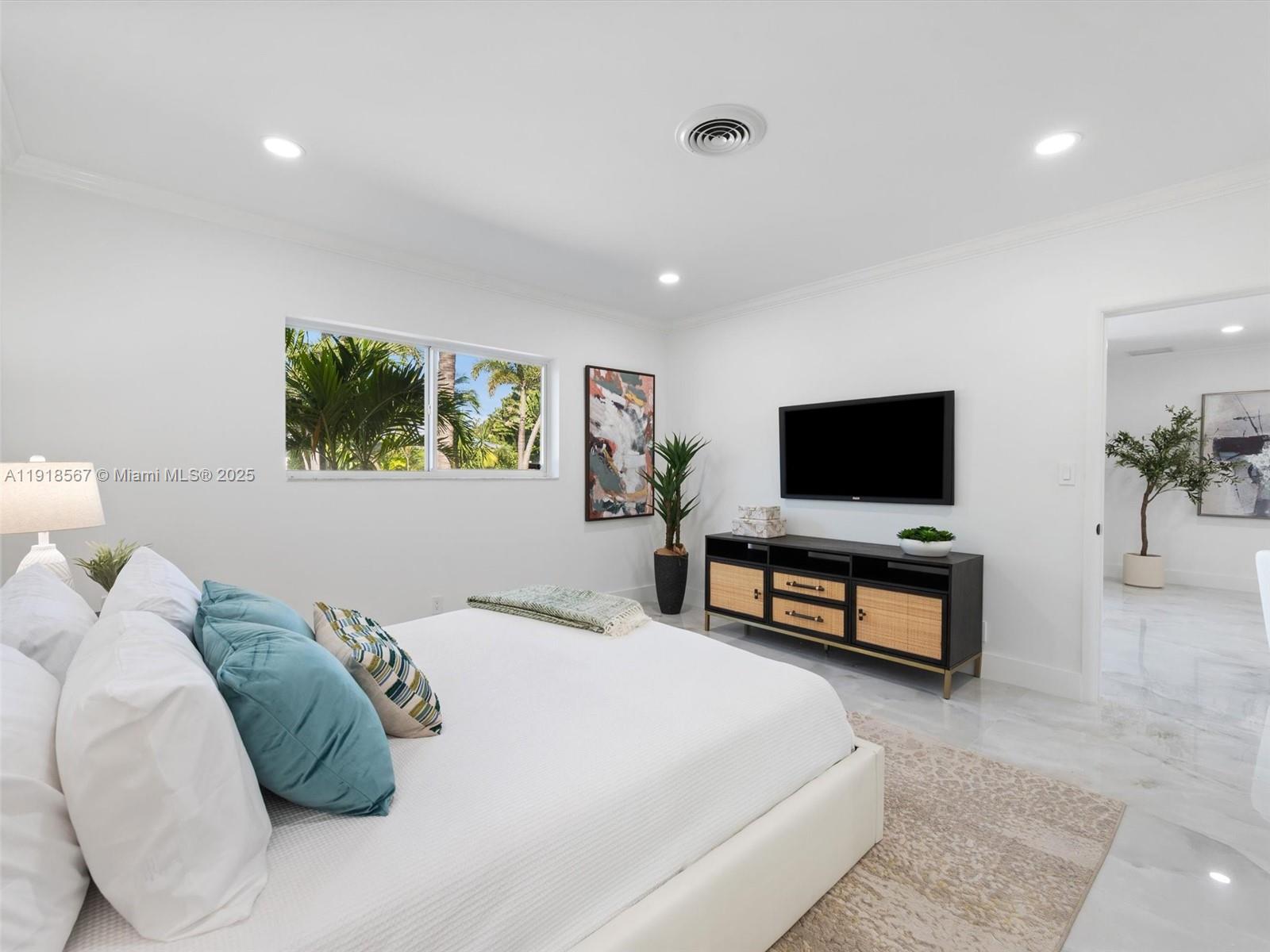 CORAL RIDGE COUNTRY CLUB - Residential