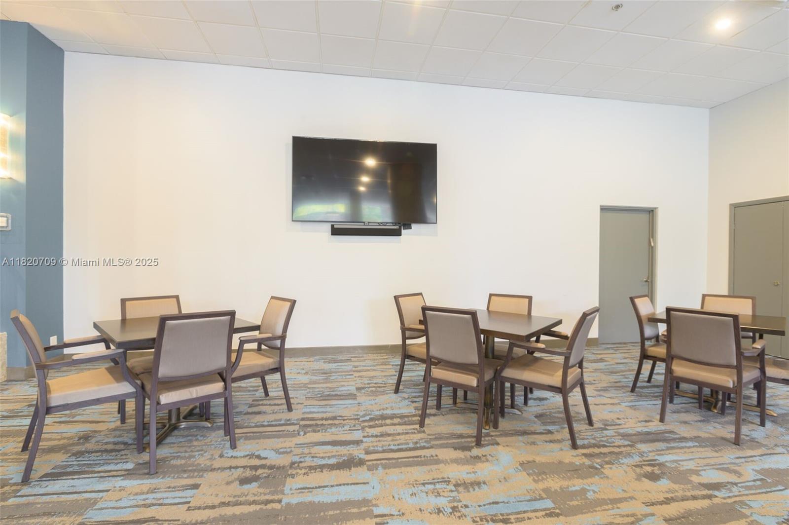 ARLEN HOUSE EAST CONDO - Residential