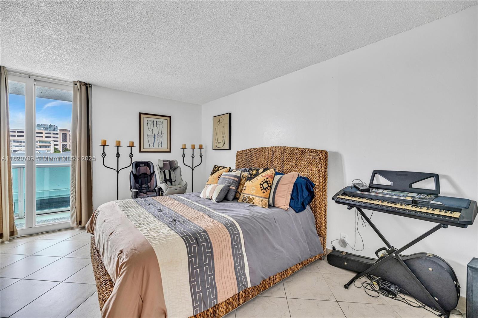 ARLEN HOUSE EAST CONDO - Residential