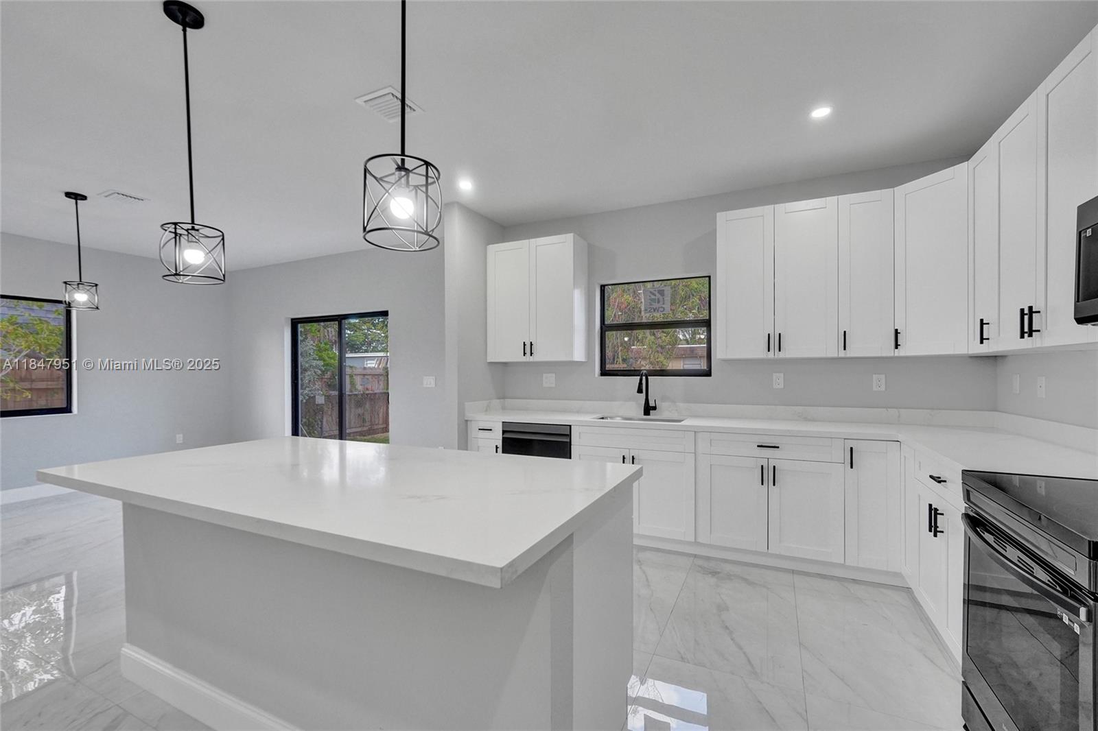 HEATHGATE 2ND ADD - Residential