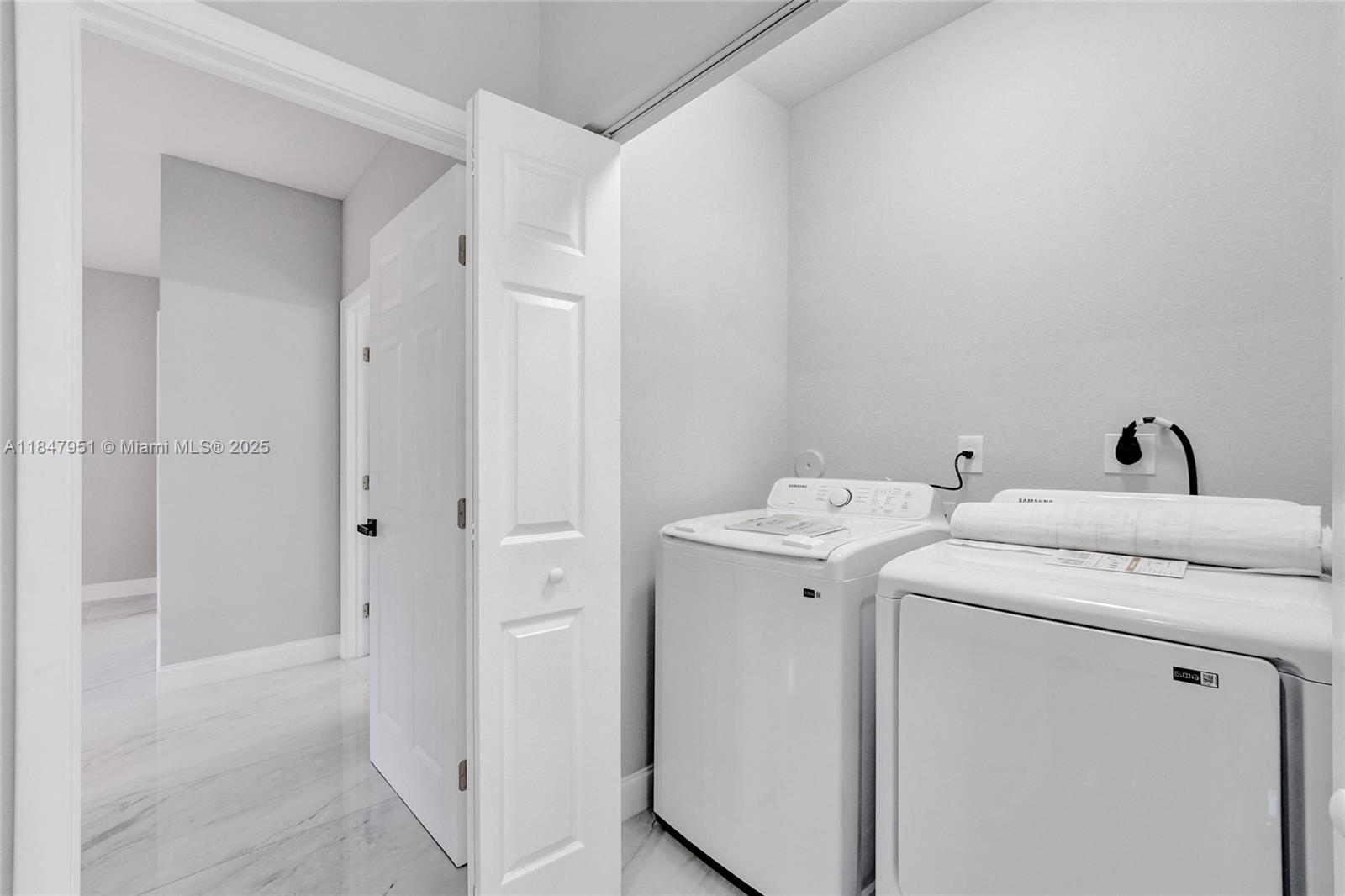 HEATHGATE 2ND ADD - Residential