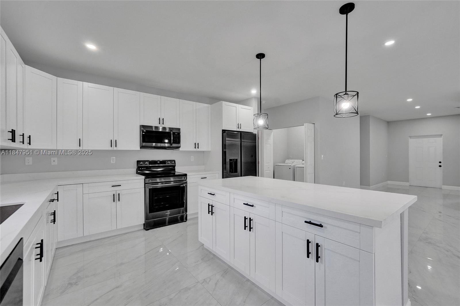 HEATHGATE 2ND ADD - Residential
