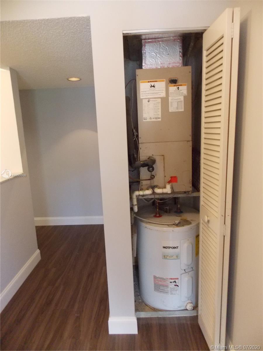 TRENT D CONDO - Residential