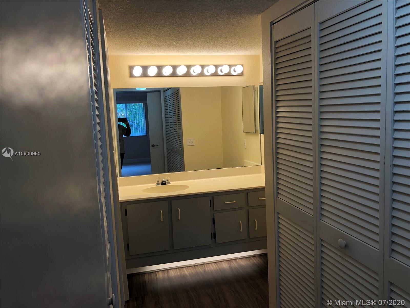 TRENT D CONDO - Residential