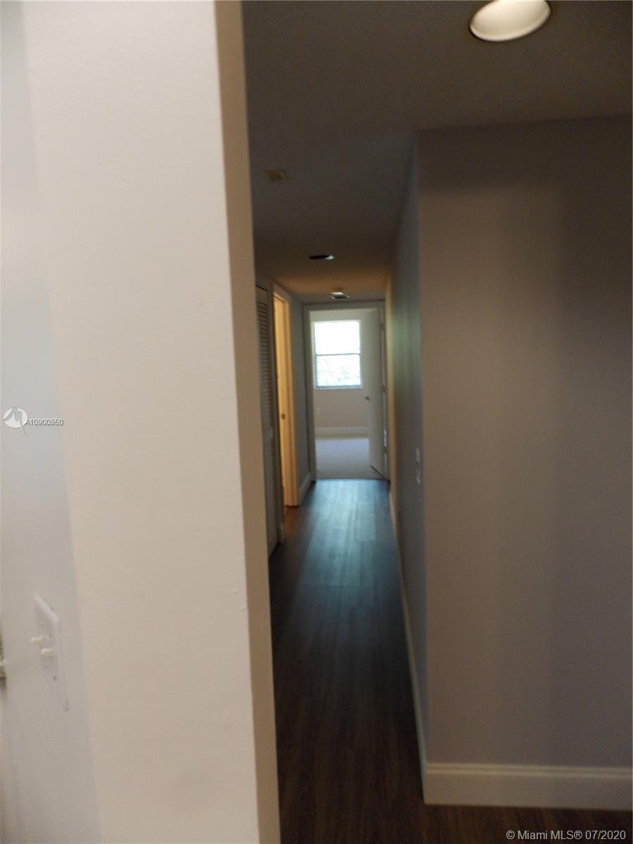 TRENT D CONDO - Residential