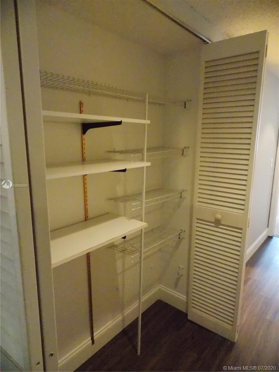 TRENT D CONDO - Residential