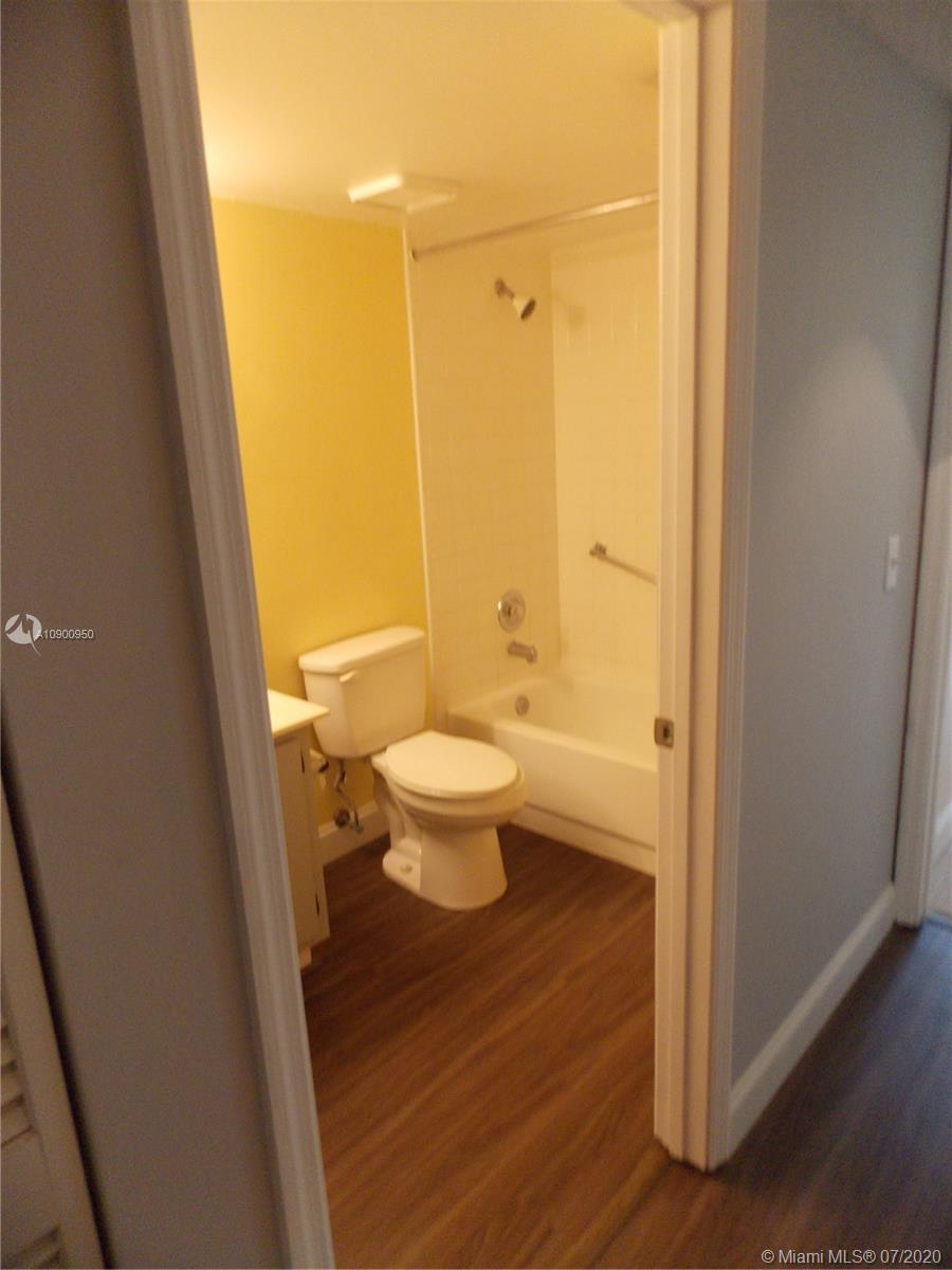 TRENT D CONDO - Residential