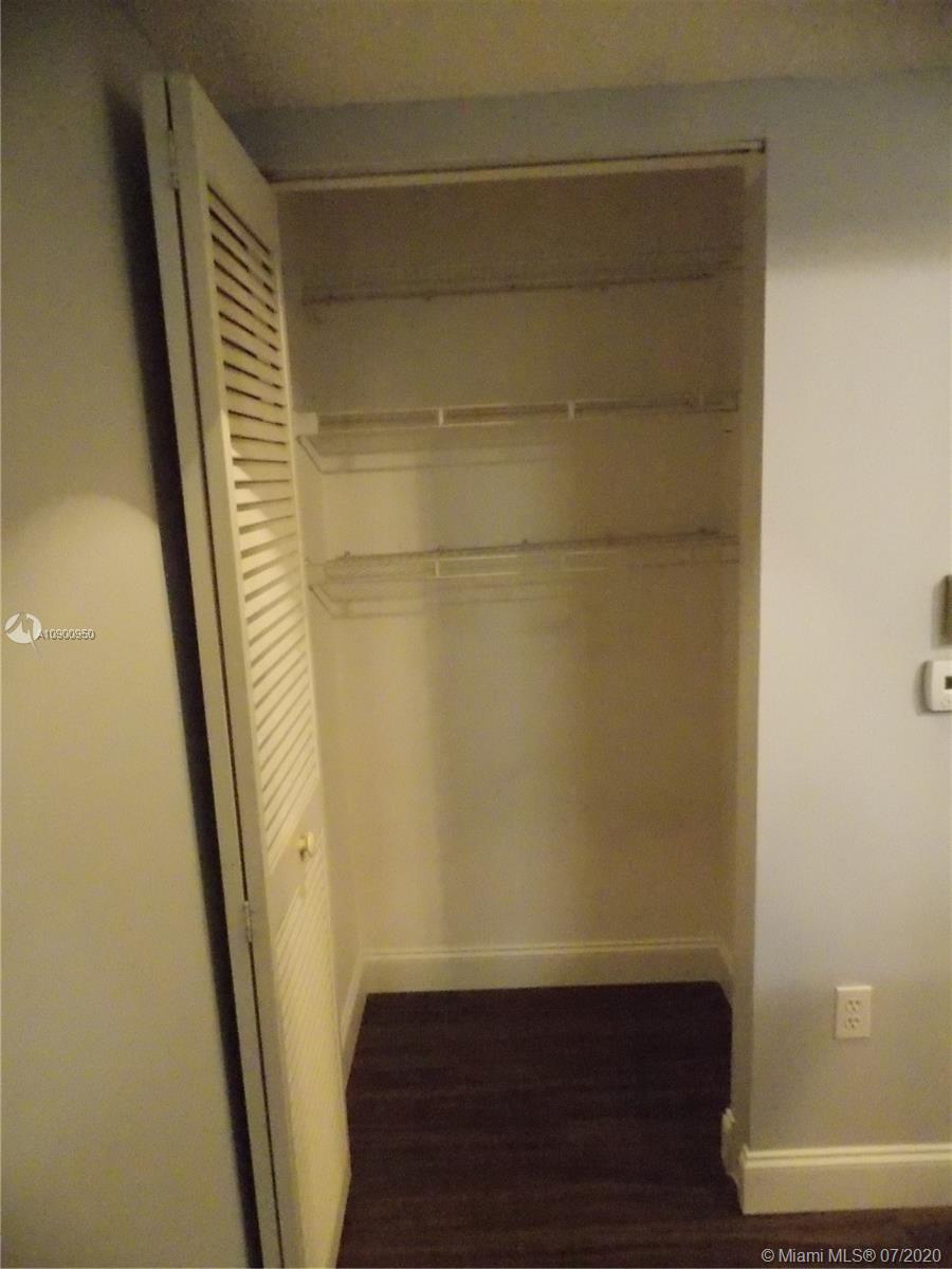 TRENT D CONDO - Residential