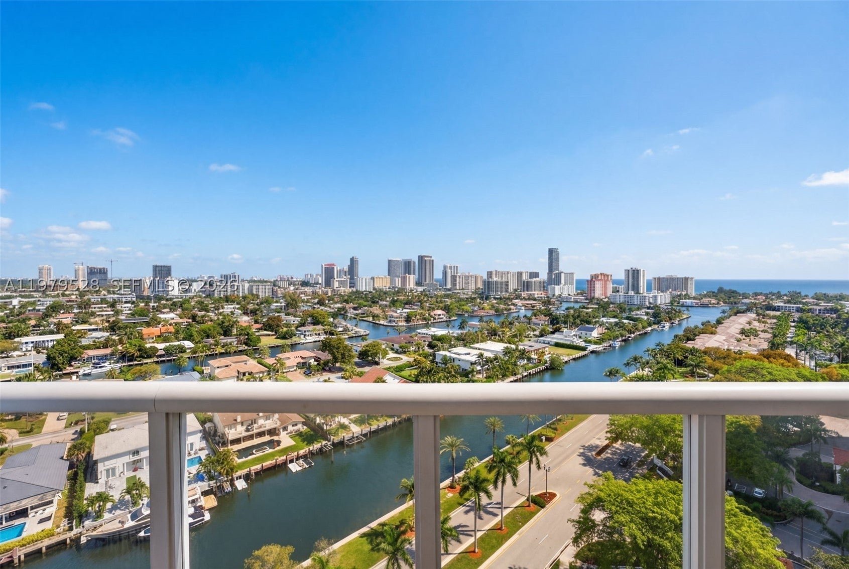 3600 Yacht Club Dr