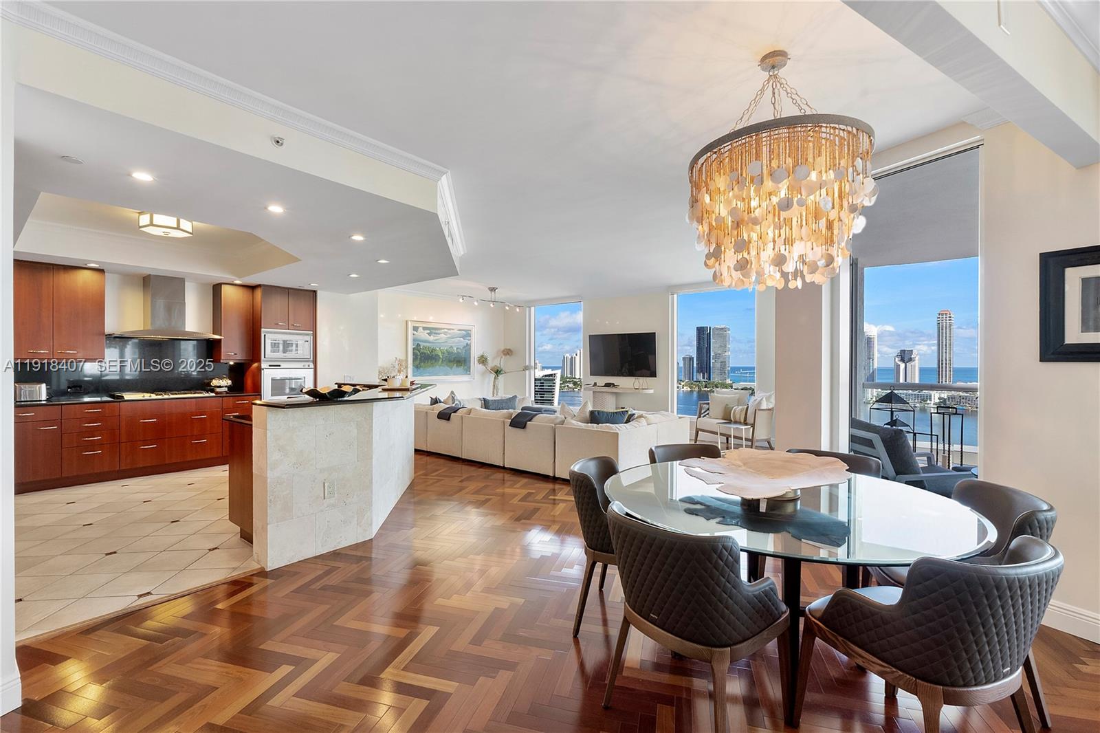 BELLAMARE @ WILLIAMS ISLA - Residential