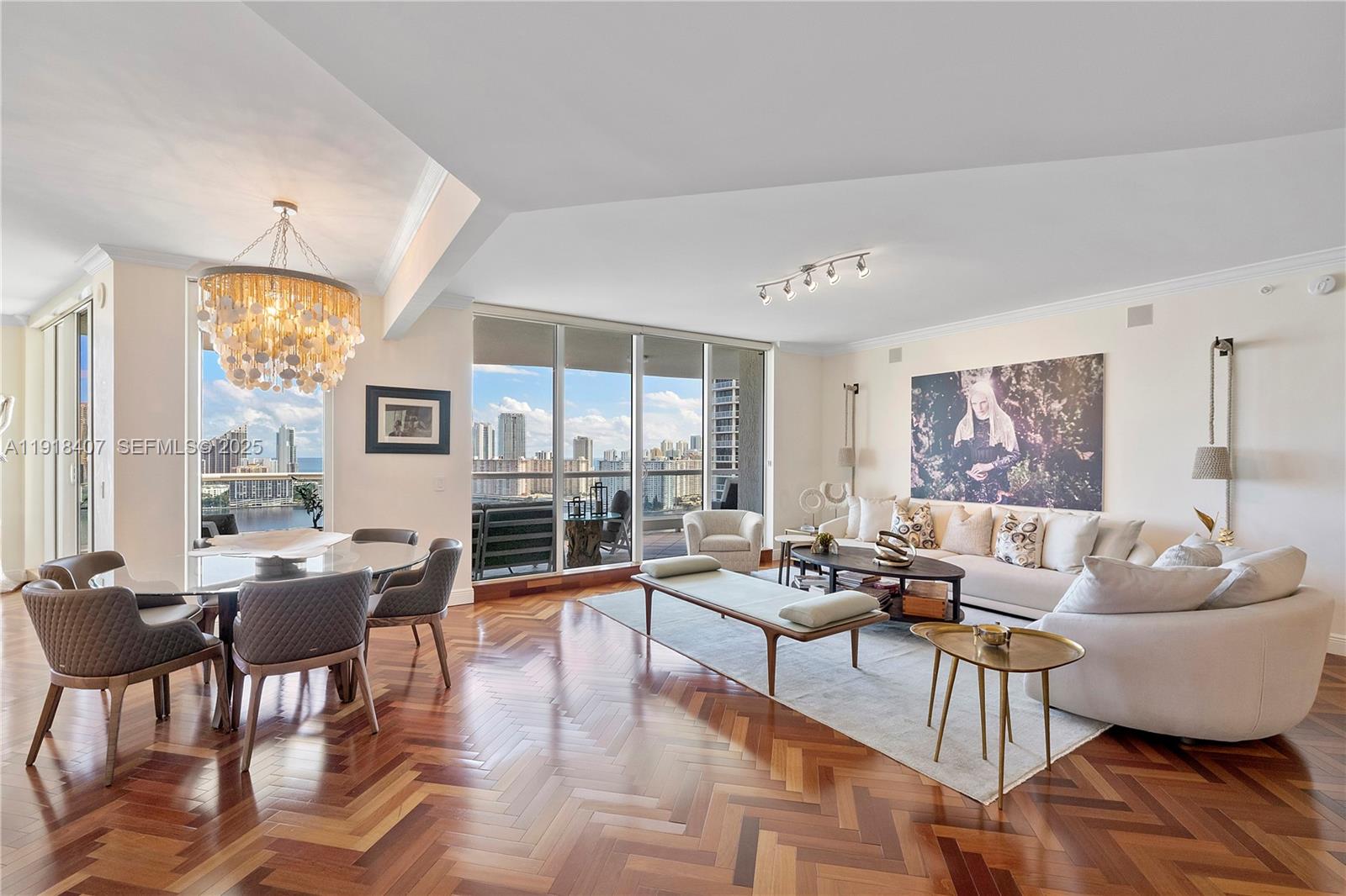 BELLAMARE @ WILLIAMS ISLA - Residential