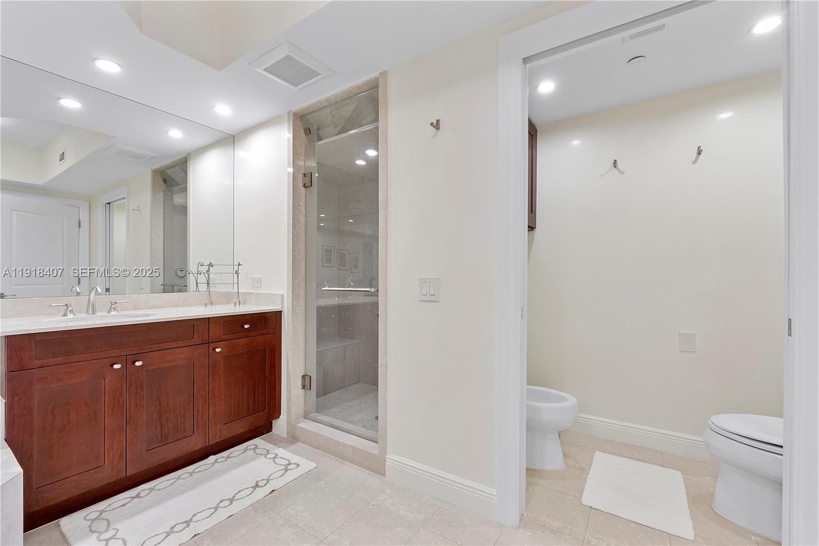 BELLAMARE @ WILLIAMS ISLA - Residential