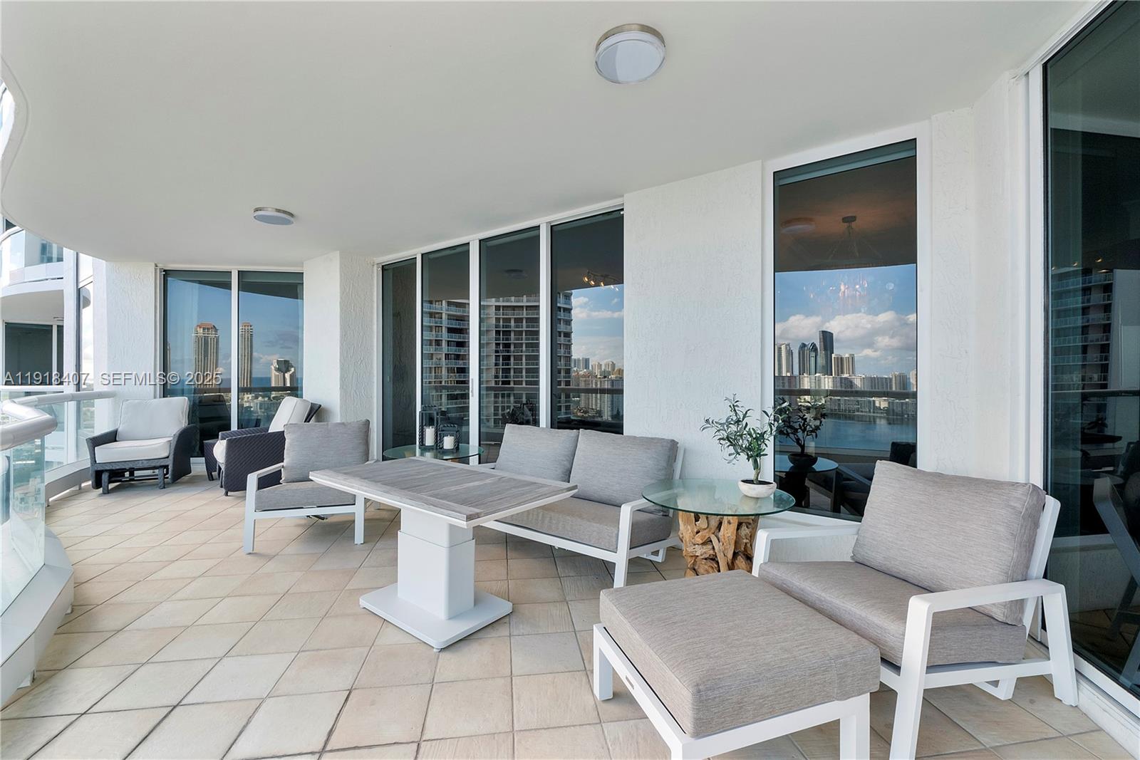 6000 Island Blvd 2406